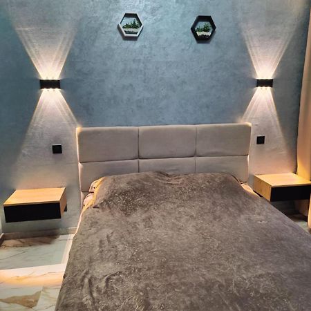 오데사 Platinum Sea View 아파트 외부 사진